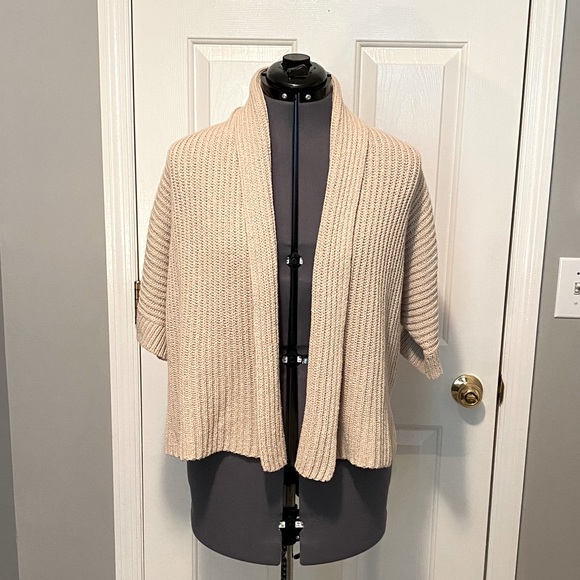 Banana Republic Sweaters - Banana Republic ribbed cardigan M 227